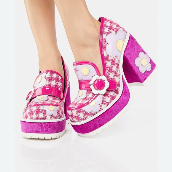 Pink and Yellow Decorative Shoe with Flower Appliqué - Picture 6 of 15